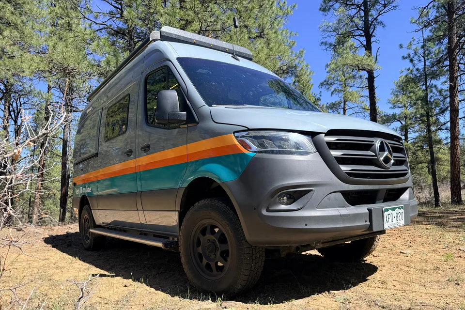 Winnebago Revel 44E Class B