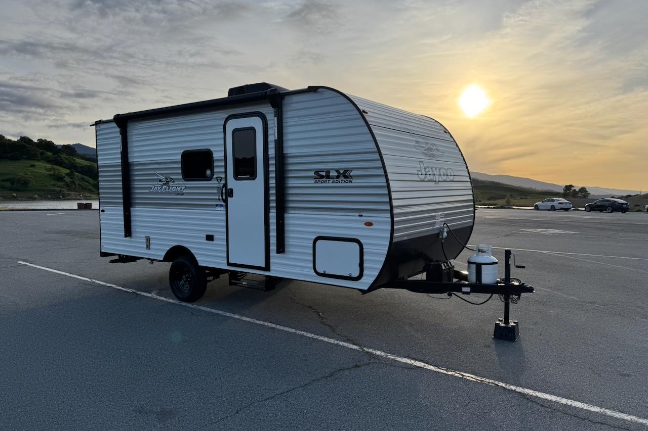 Levi’s Easy Tow Family Camper