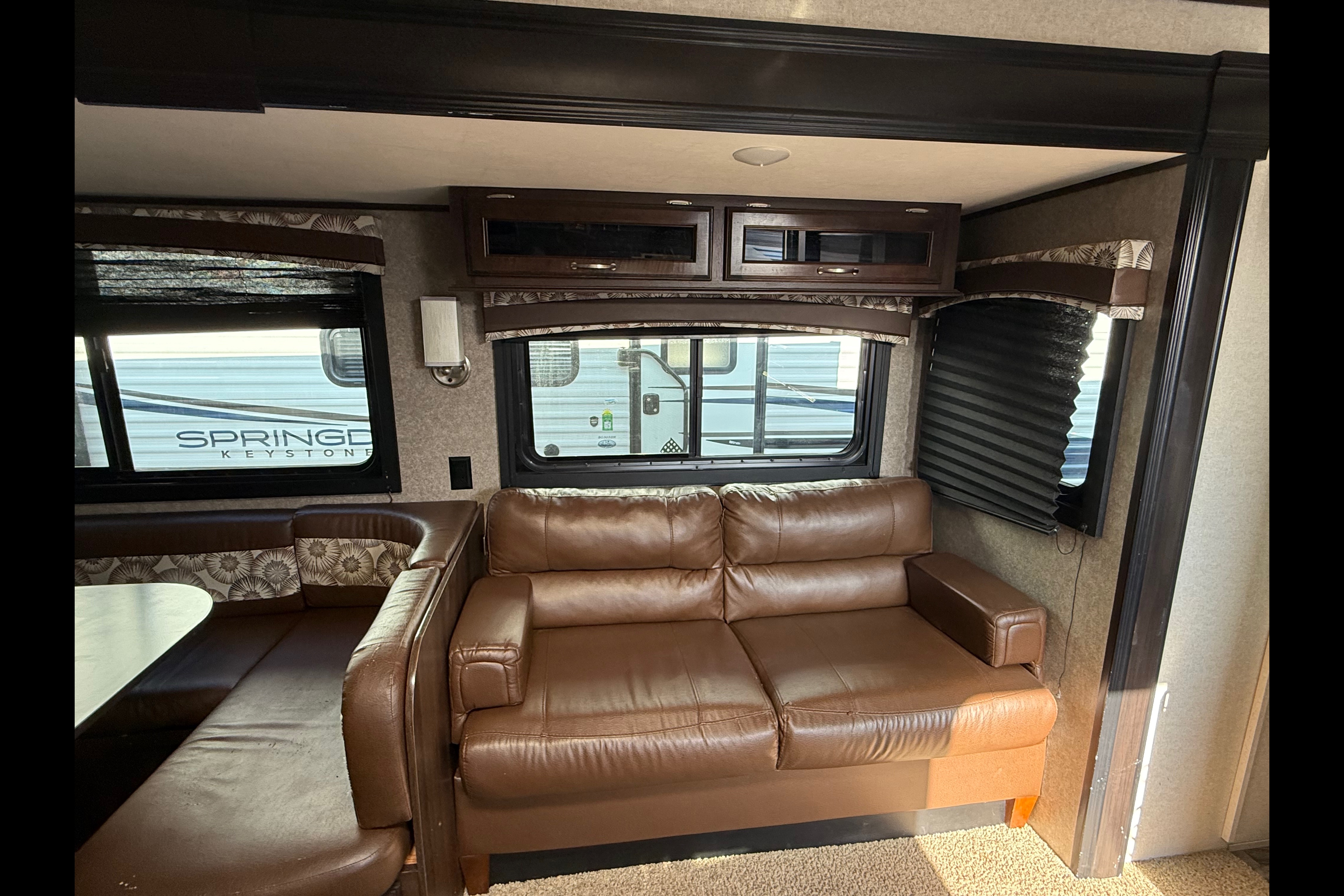 Joseph's Jayco Jay Flight 32BHDS Travel Trailer