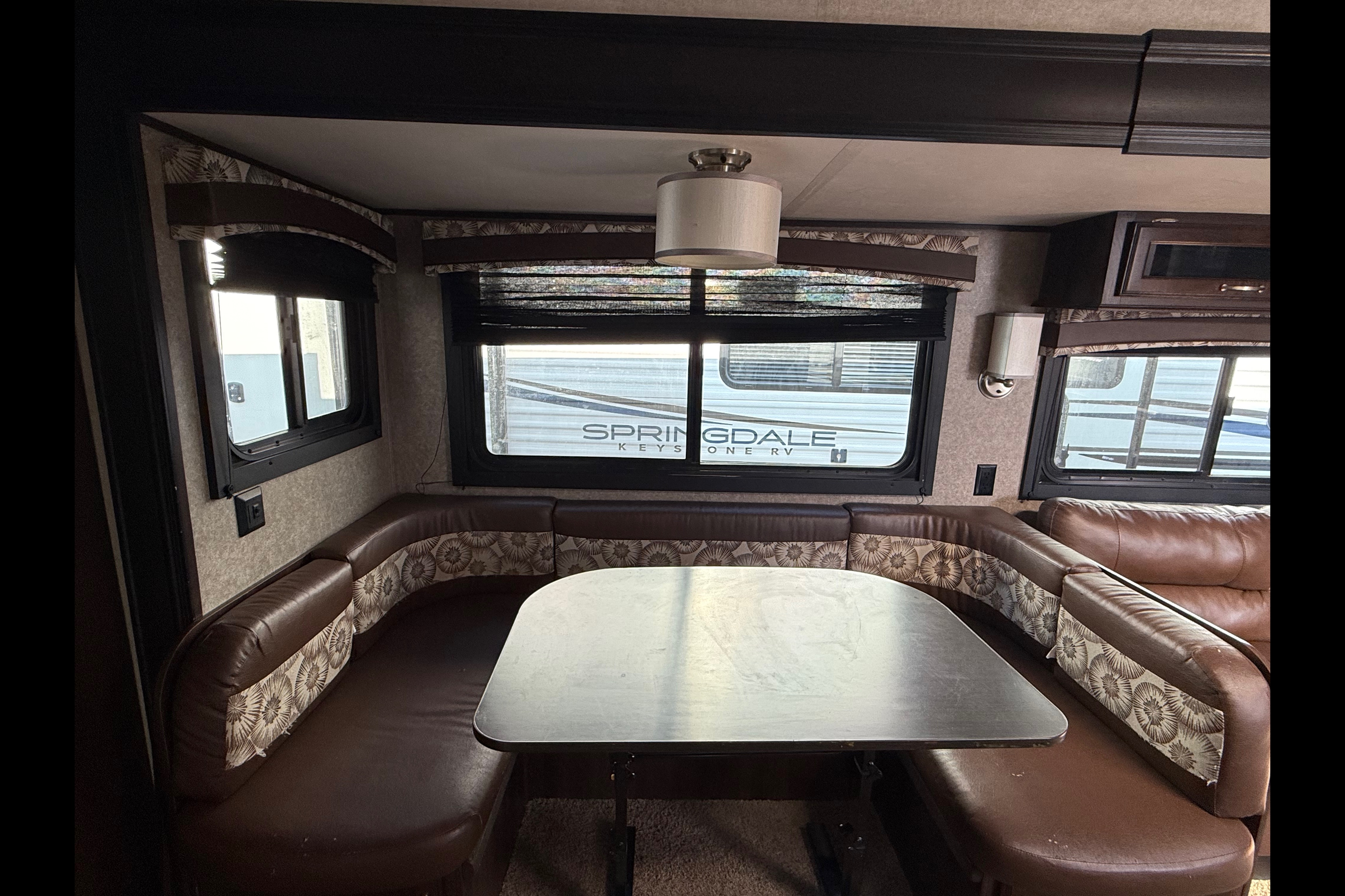 Joseph's Jayco Jay Flight 32BHDS Travel Trailer