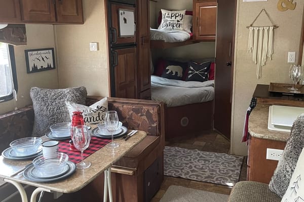 28ft Cabin Comfy with Slide Out and Bunks!