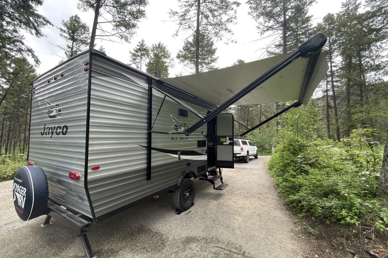 Tim & Nicole's Jayco Baja Travel Trailer