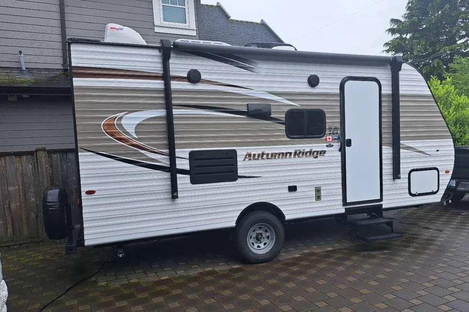 Amy's Starcraft autumn ridge Travel Trailer