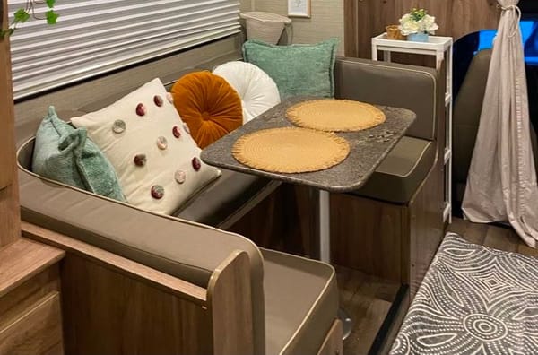 El Aventuro Jayco