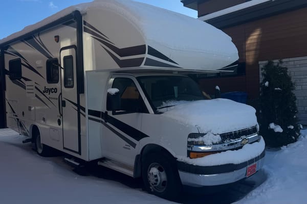 El Aventuro Jayco