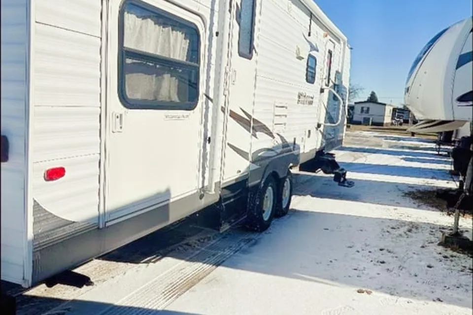 M & R RV'S (A) Fully remodeled Forest River Wildwood 29QBSS Travel Trailer