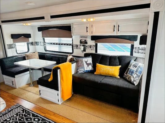 M & R RV'S (A) Fully remodeled Forest River Wildwood 29QBSS Travel Trailer