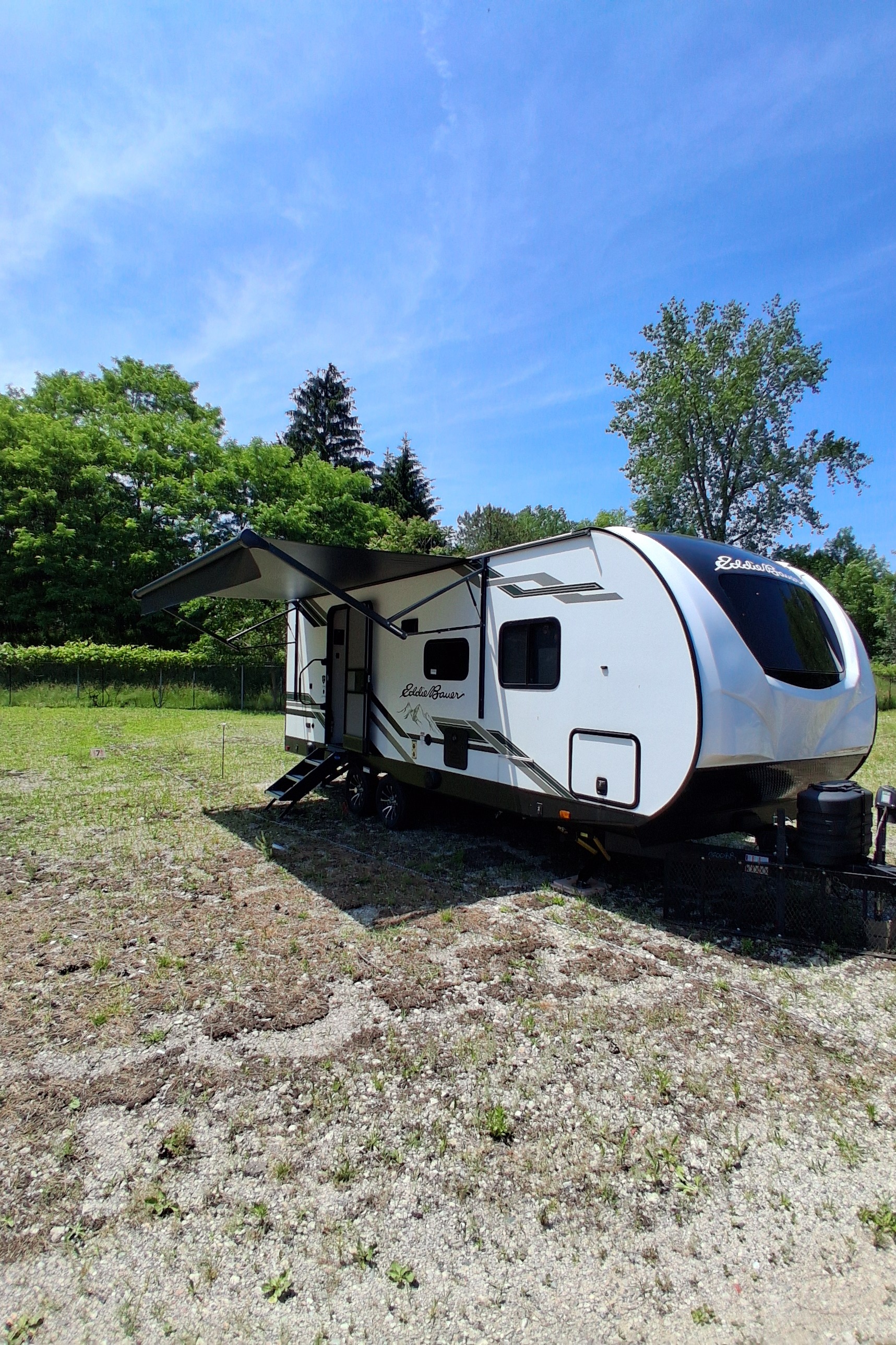 Mike's Eddie Bauer Signature 2300RB Travel Trailer