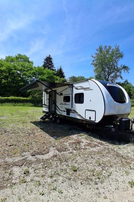 Mike's Eddie Bauer Signature 2300RB Travel Trailer