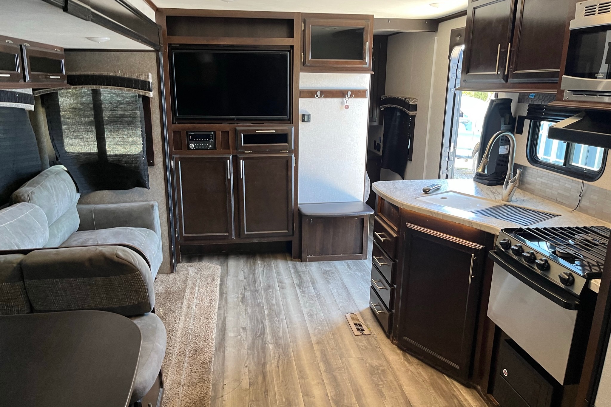 Sleeps 10 Travel Trailer Jayco Jay Flight