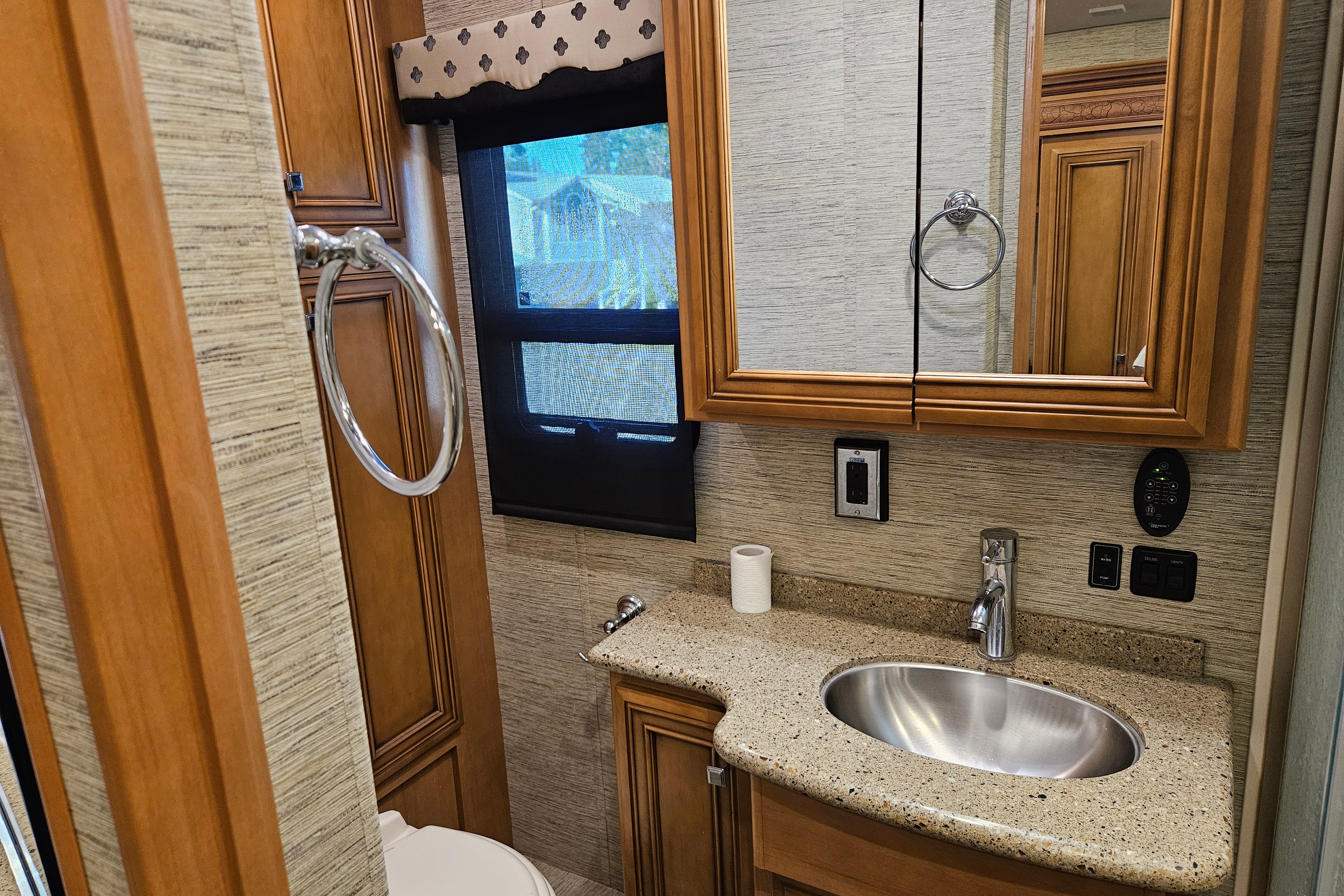 Steve's Newmar Bay Star Class A