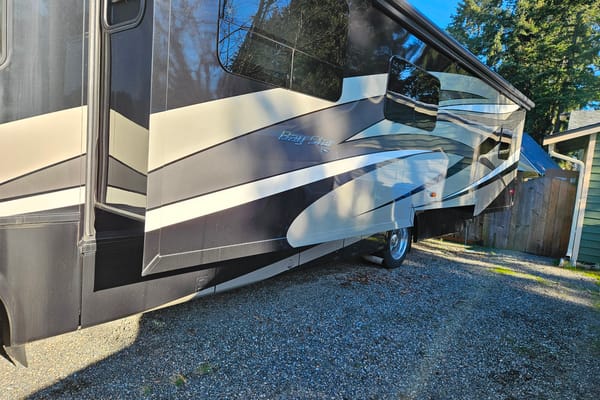 Steve's Newmar Bay Star Class A