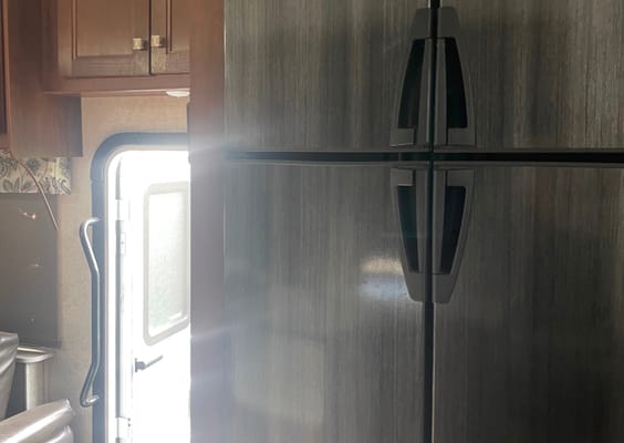 32ft Class C RV Fully Stocked-Kid and Pet Approved-Just bring your Clothes and Toiletries