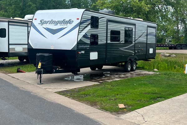 Schwab Springdale 38BH Travel Trailer