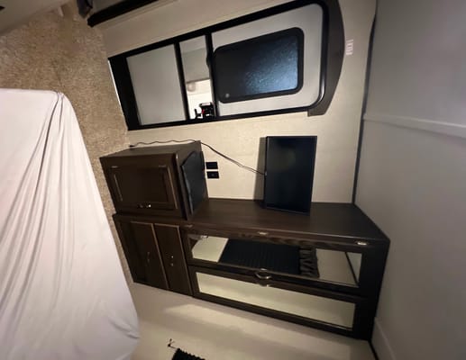 Schwab Springdale 38BH Travel Trailer