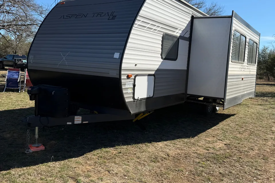 Caleb's Dutchmen Aspen Trail LE 26BH Travel Trailer