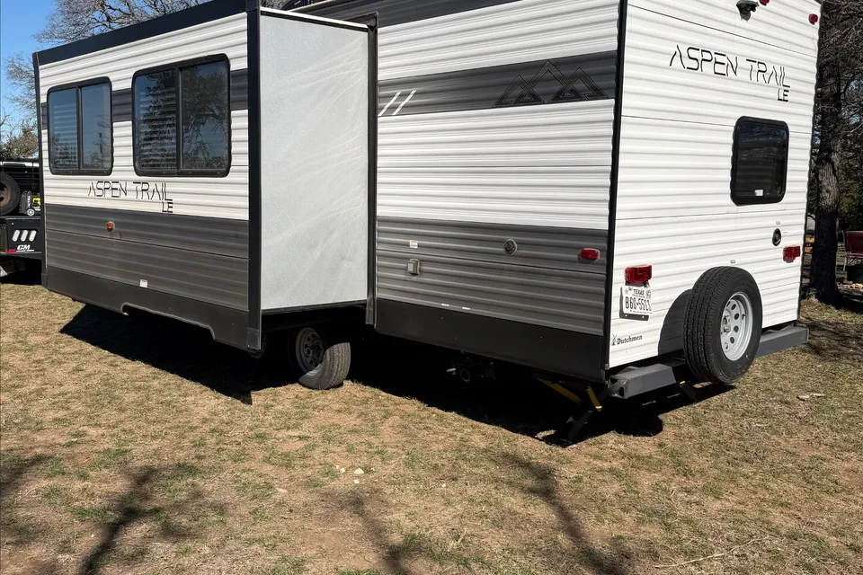 Caleb's Dutchmen Aspen Trail LE 26BH Travel Trailer