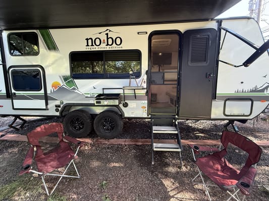 Sleep Well with No Boundaries Travel Trailer + Starlink + Generator + Kayak
