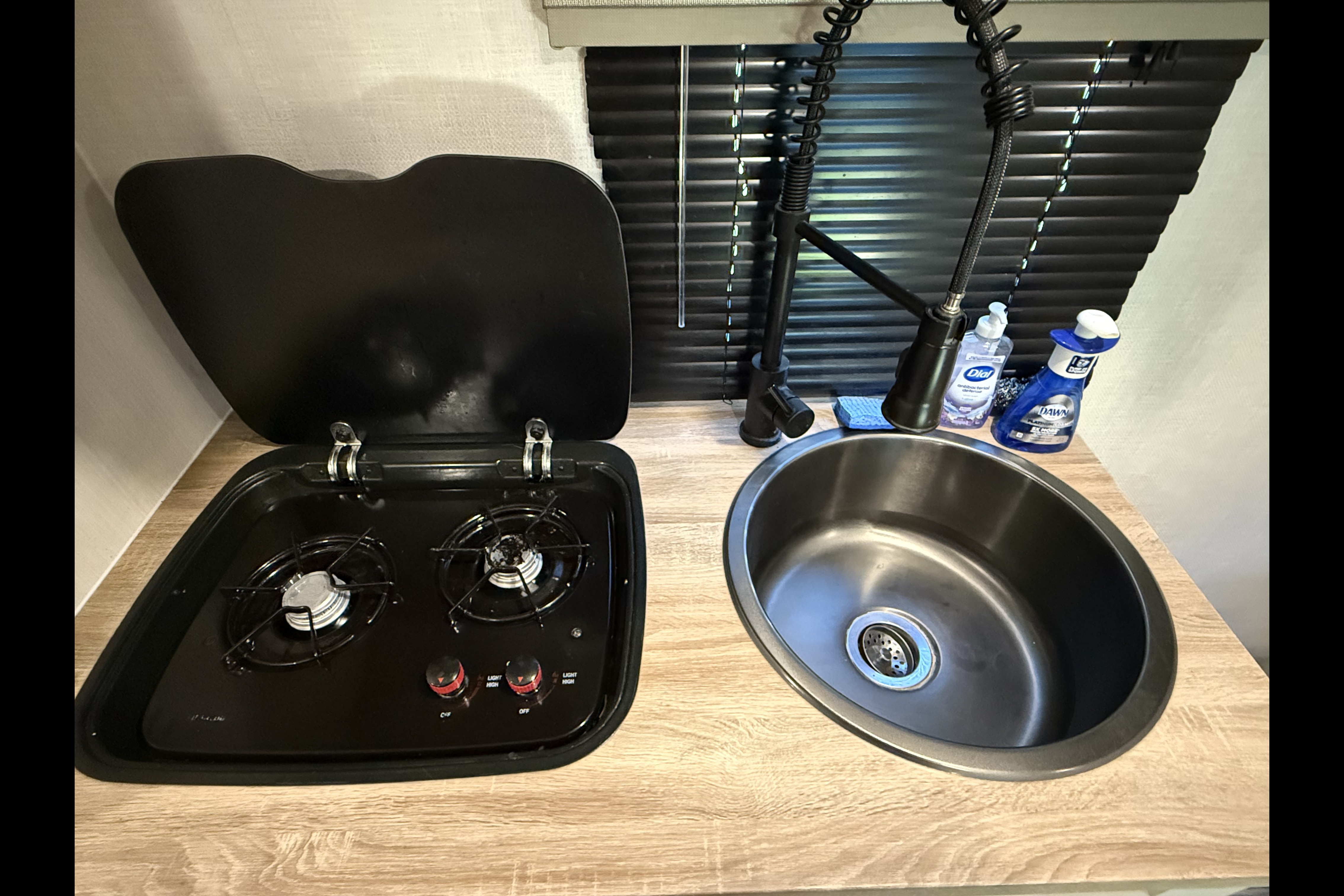 Sleep Well with No Boundaries Travel Trailer + Starlink + Generator + Kayak