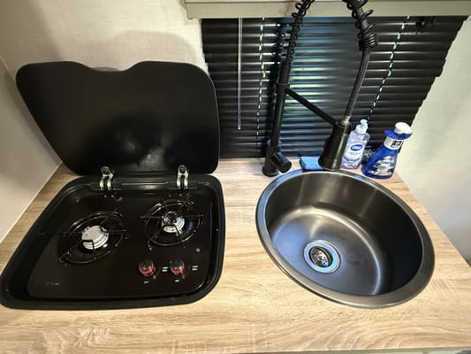 Sleep Well with No Boundaries Travel Trailer + Starlink + Generator + Kayak