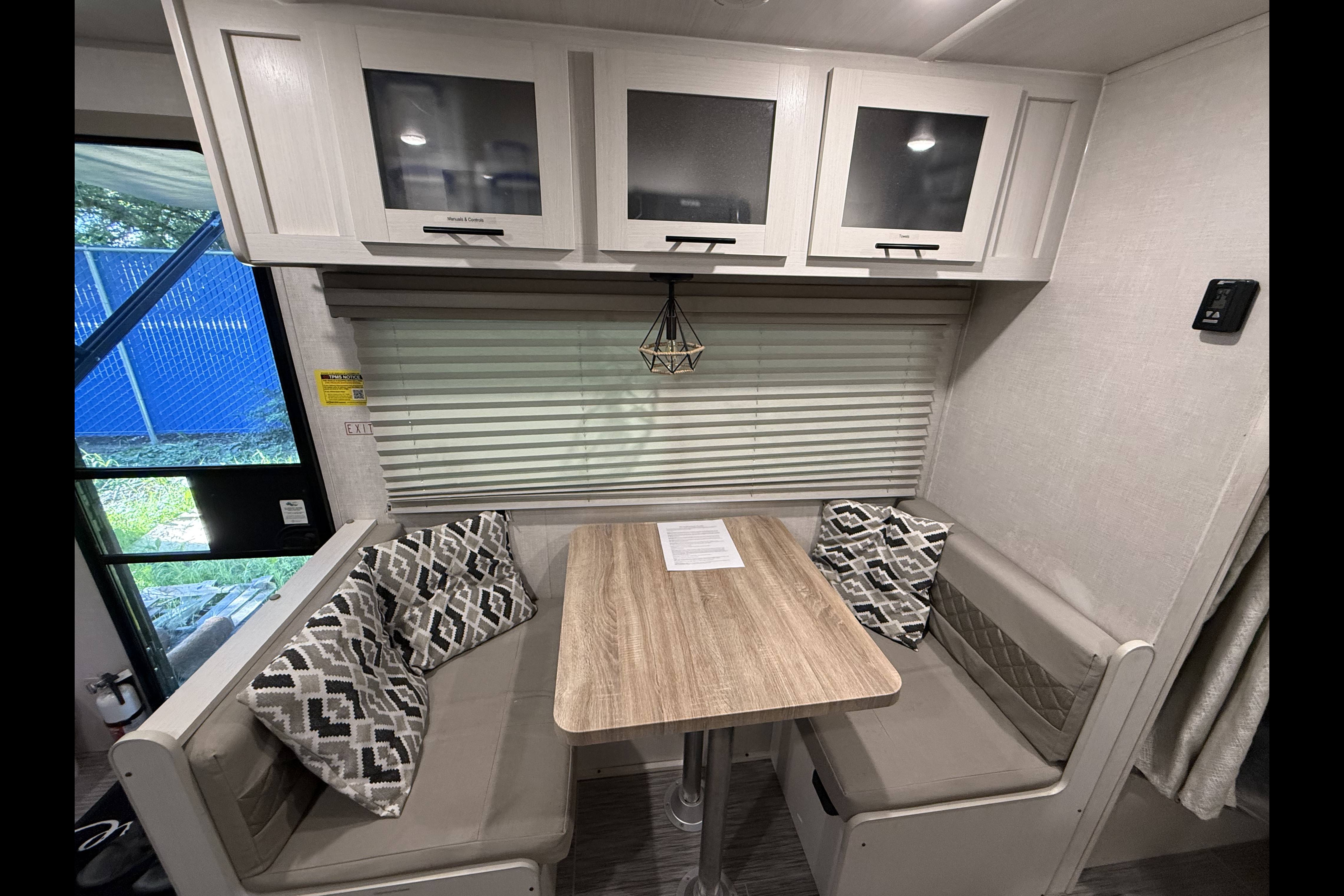 Sleep Well with No Boundaries Travel Trailer + Starlink + Generator + Kayak