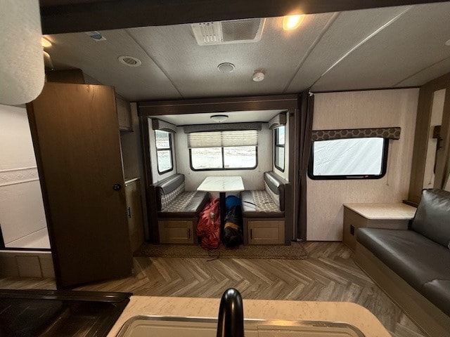 Happy Camper Shadow Cruiser 193MBS – Easy Tow, Fully Equipped