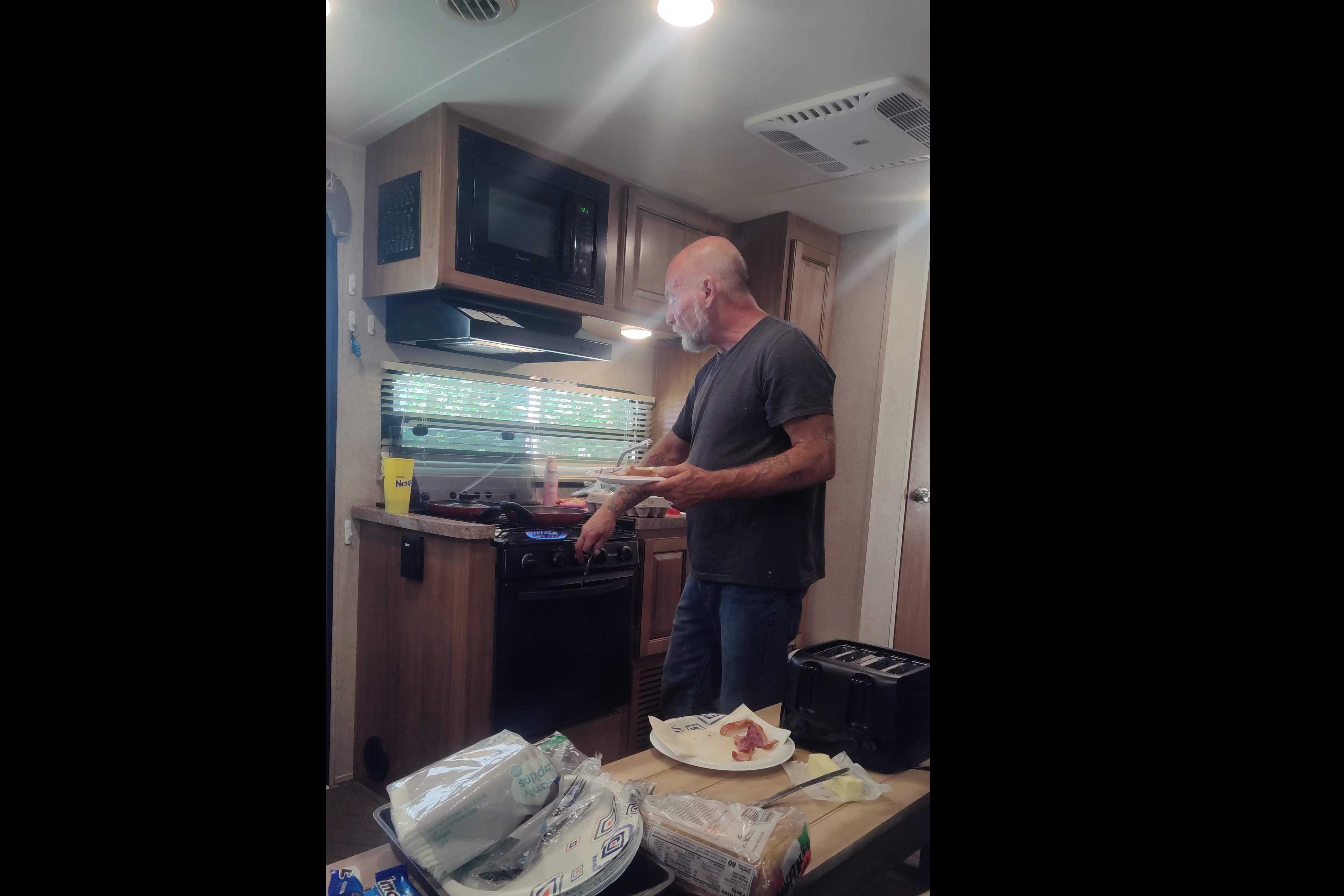 Dave & Maureen's Forrest river shamrock 233s hybrid convertibleTravel Trailer