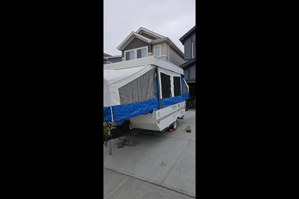 Clean and Cozy Flagstaff fs20ltd Tent Trailer