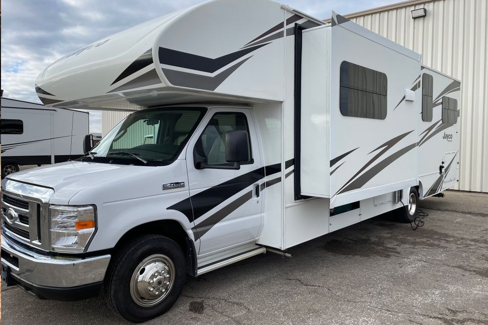 Cosette's Jayco Redhawk Class C