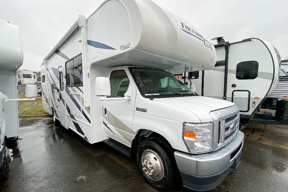 Cosette's Jayco Redhawk Class C