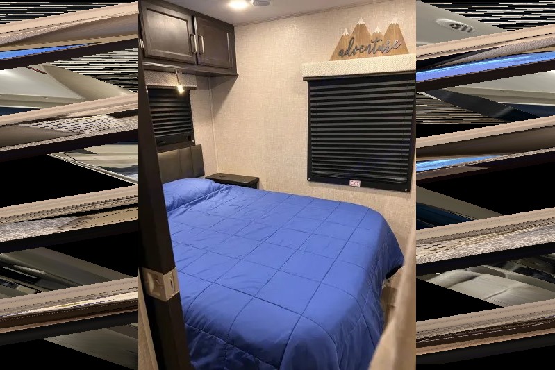 Entegra Coach Odyssey 31F