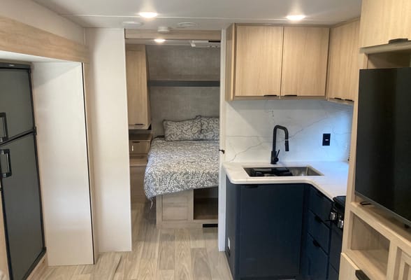 "Star-Lord" 2024 Winnebago 2301BHS Travel Trailer
