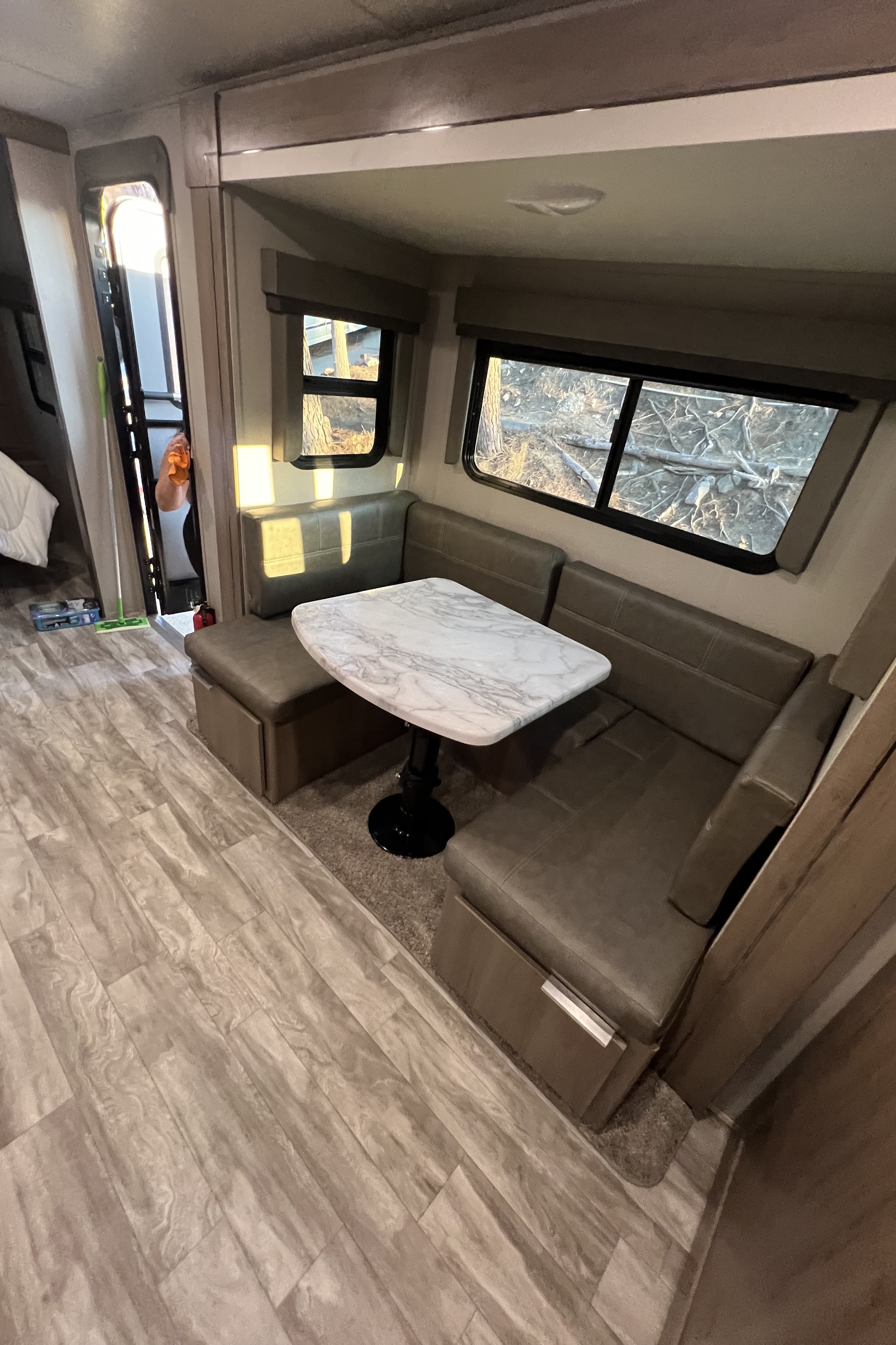 Vartan's Grand Design Imagine 22RBE Travel Trailer