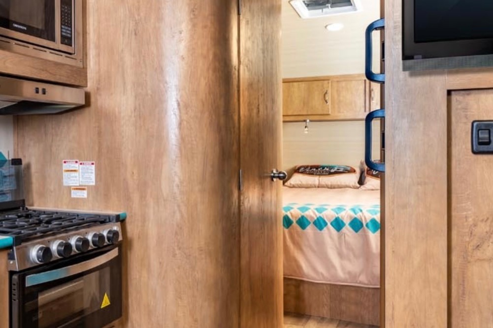 Gulf Stream Retro Cruiser