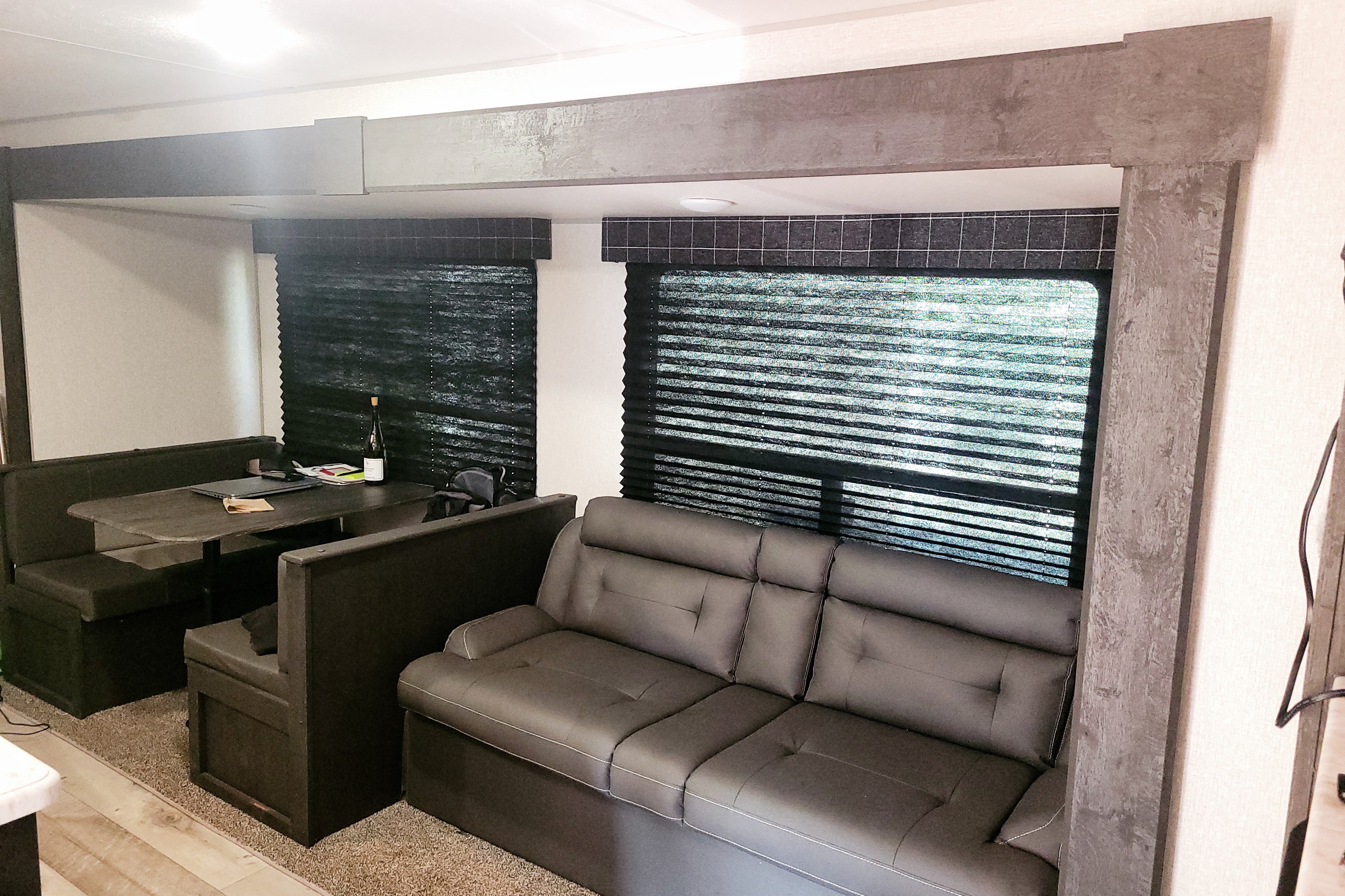 Amy's Sportsman  271BHKSE Travel Trailer