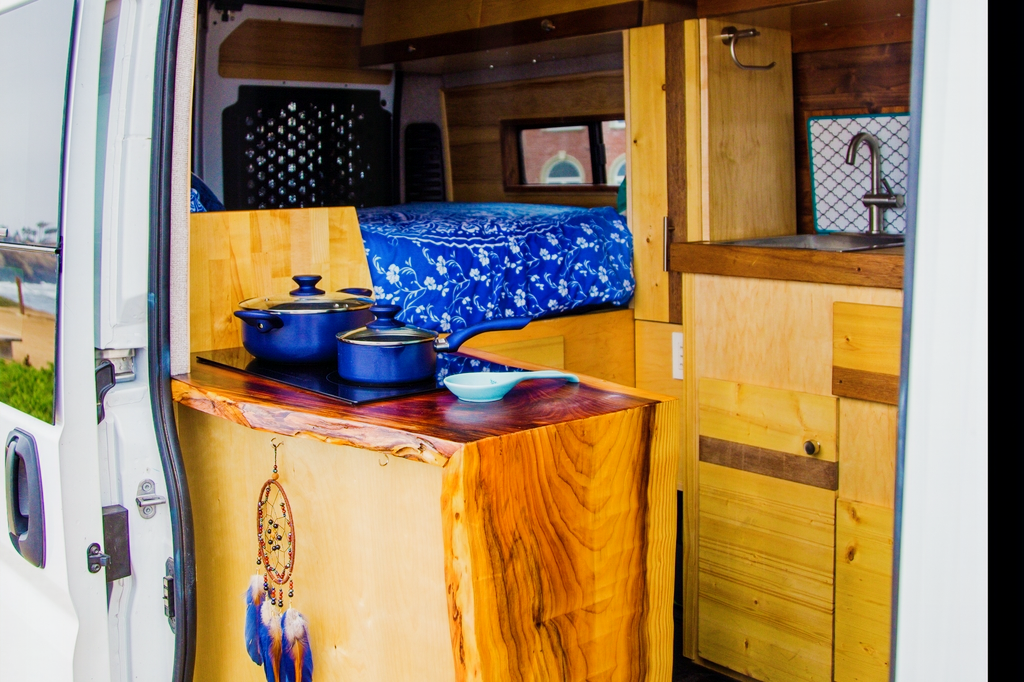 @TheLoveStory.Van 🚐