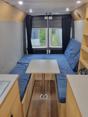 Ruffus – Cozy Adventure Van for Two, Off-Grid Ready! 🚐✨