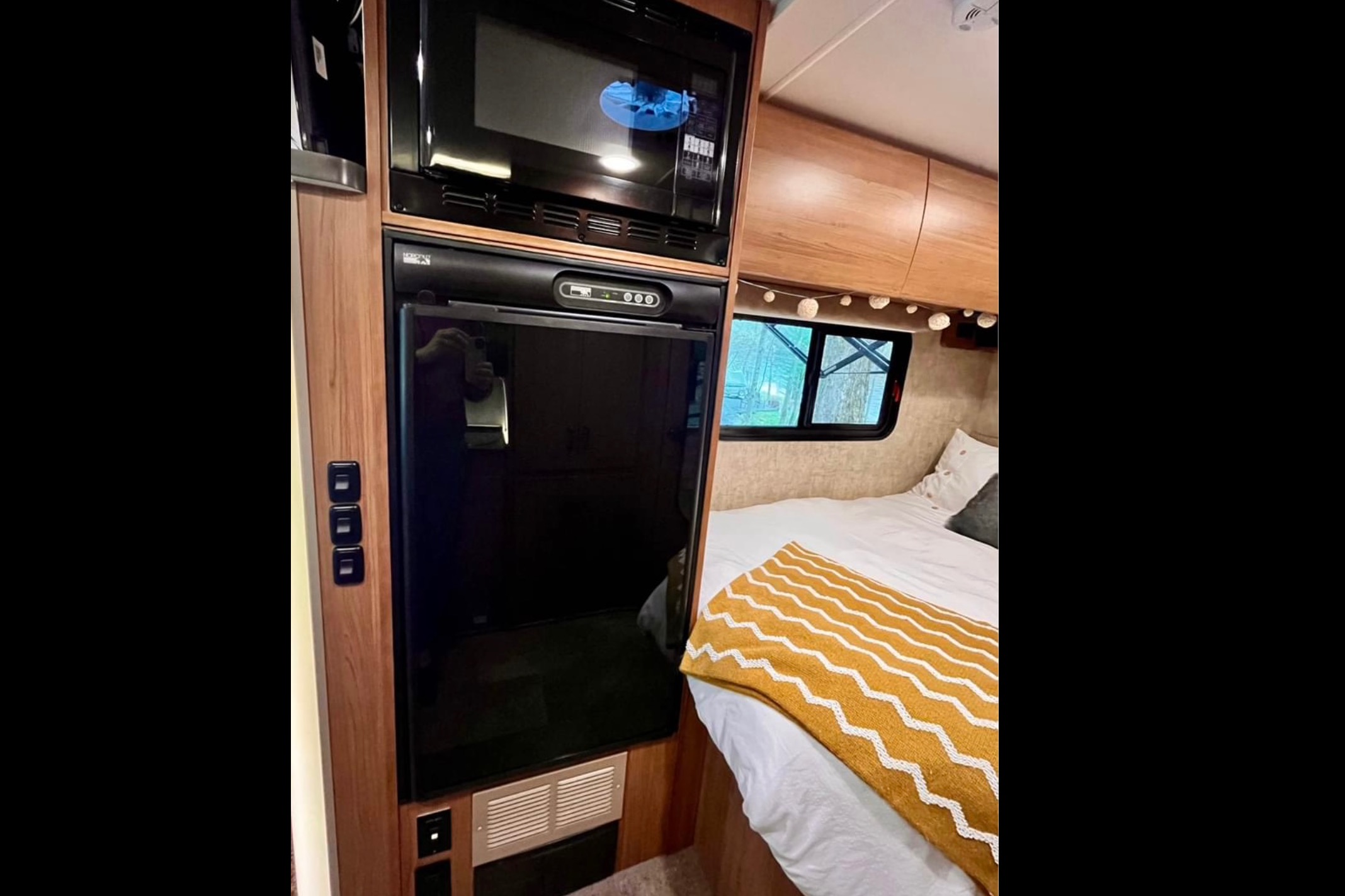 Winnebago Itasca Viva