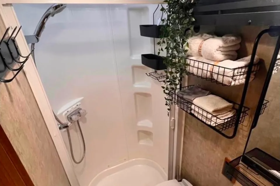 Winnebago Itasca Viva