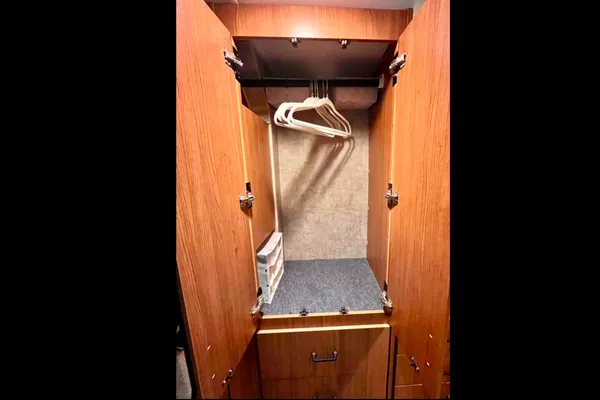 Winnebago Itasca Viva