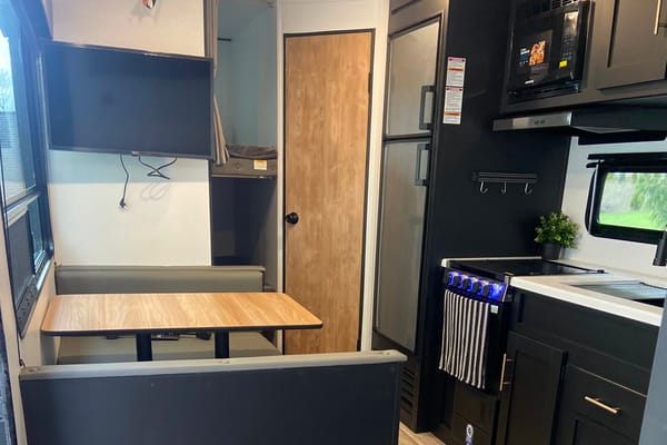 The Go Adventure Trailer - 2022 Keystone RV Springdale