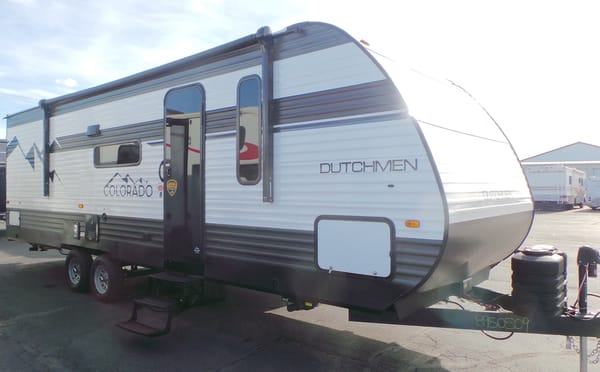SDRV Rentals Colorado 26BHC Travel Trailer