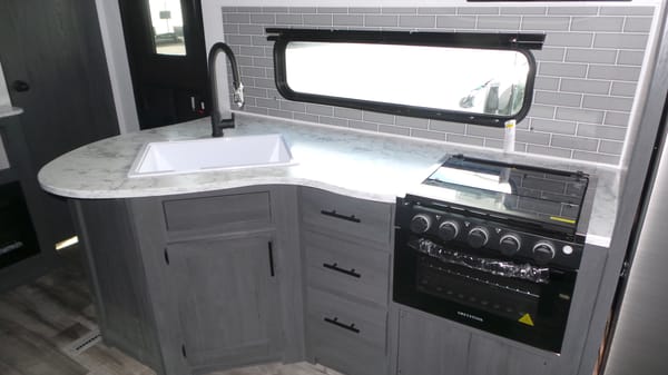 SDRV Rentals Colorado 26BHC Travel Trailer