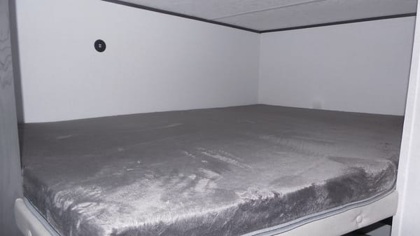 SDRV Rentals Colorado 26BHC Travel Trailer