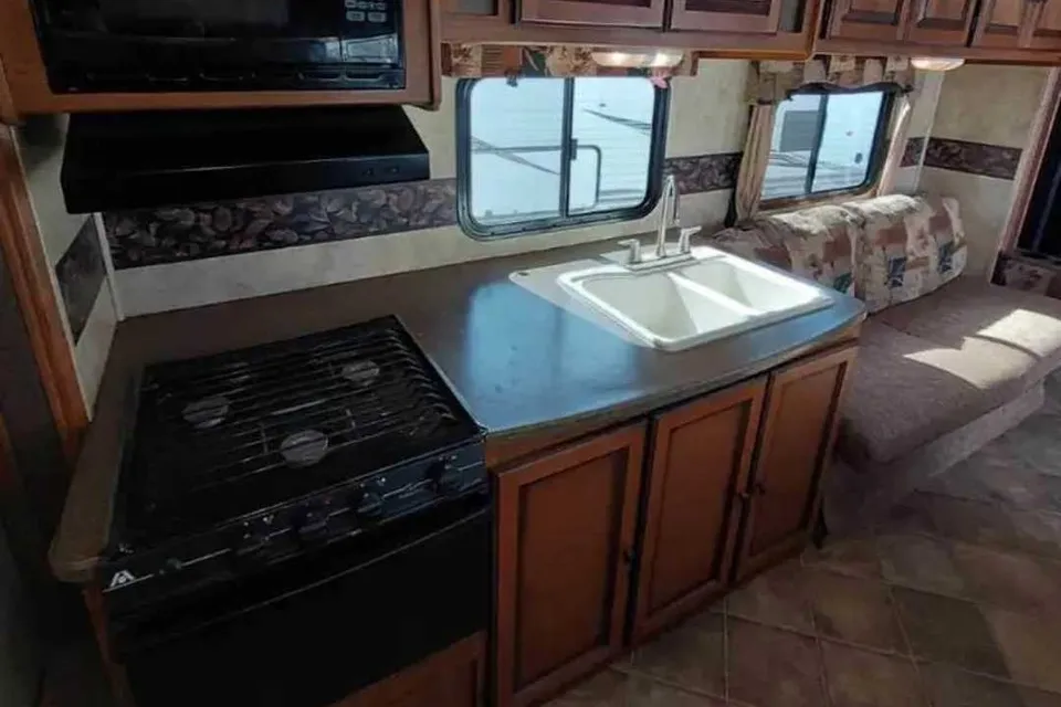 Marie 's Passport Ultra Lite Keystone RV Travel Trailer