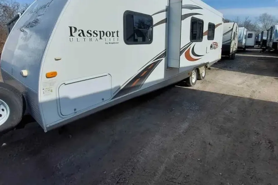 Marie 's Passport Ultra Lite Keystone RV Travel Trailer