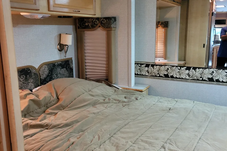 Lisa's Fleetwood Southwind  Class A