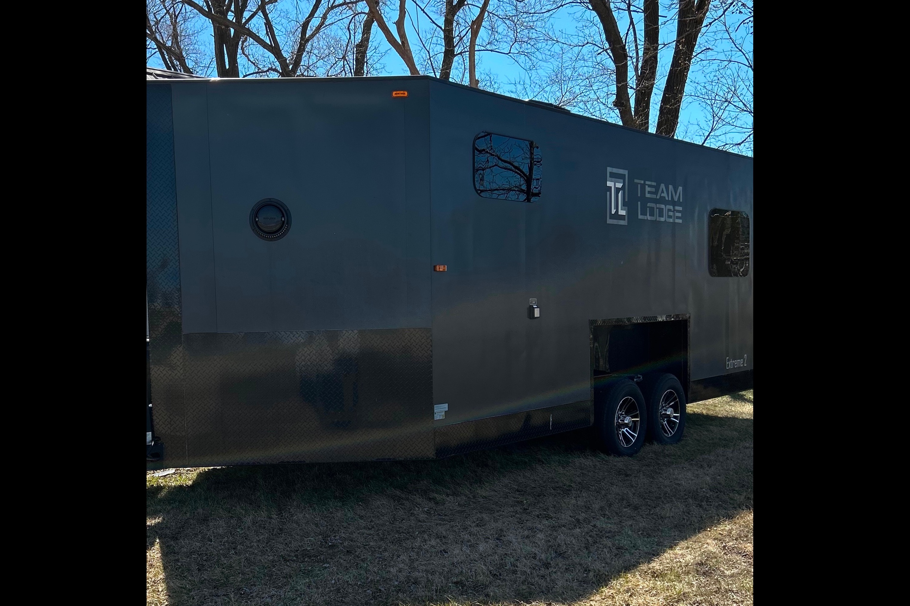 Adam's Team Lodge Extreme 2 Toy Hauler