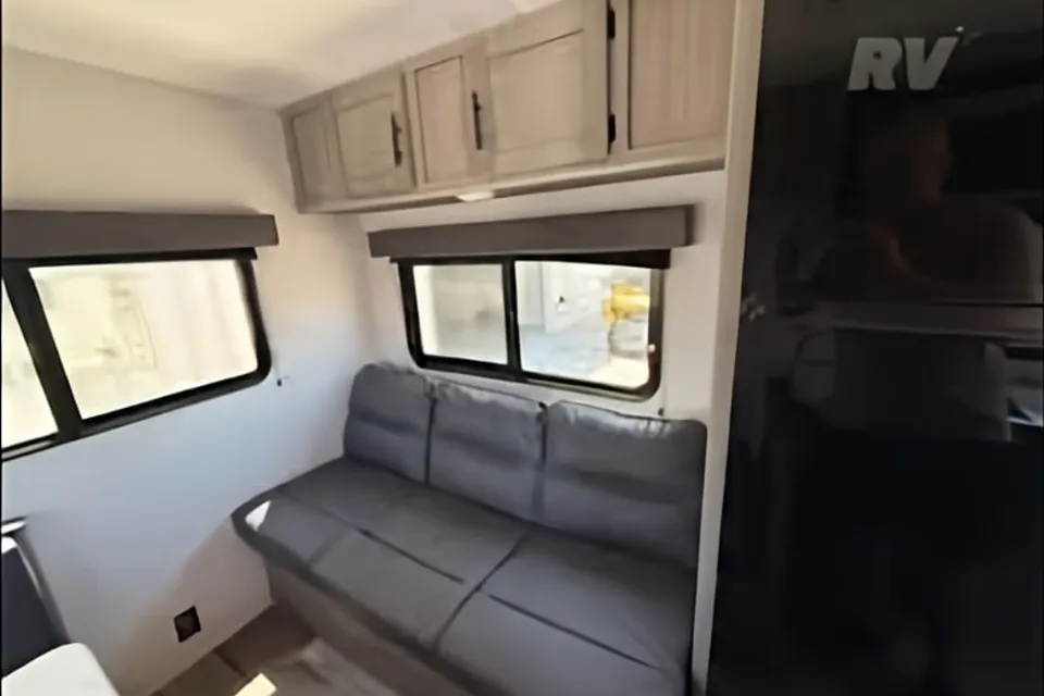 Dutchmen Coleman Lantern Series Travel Trailer