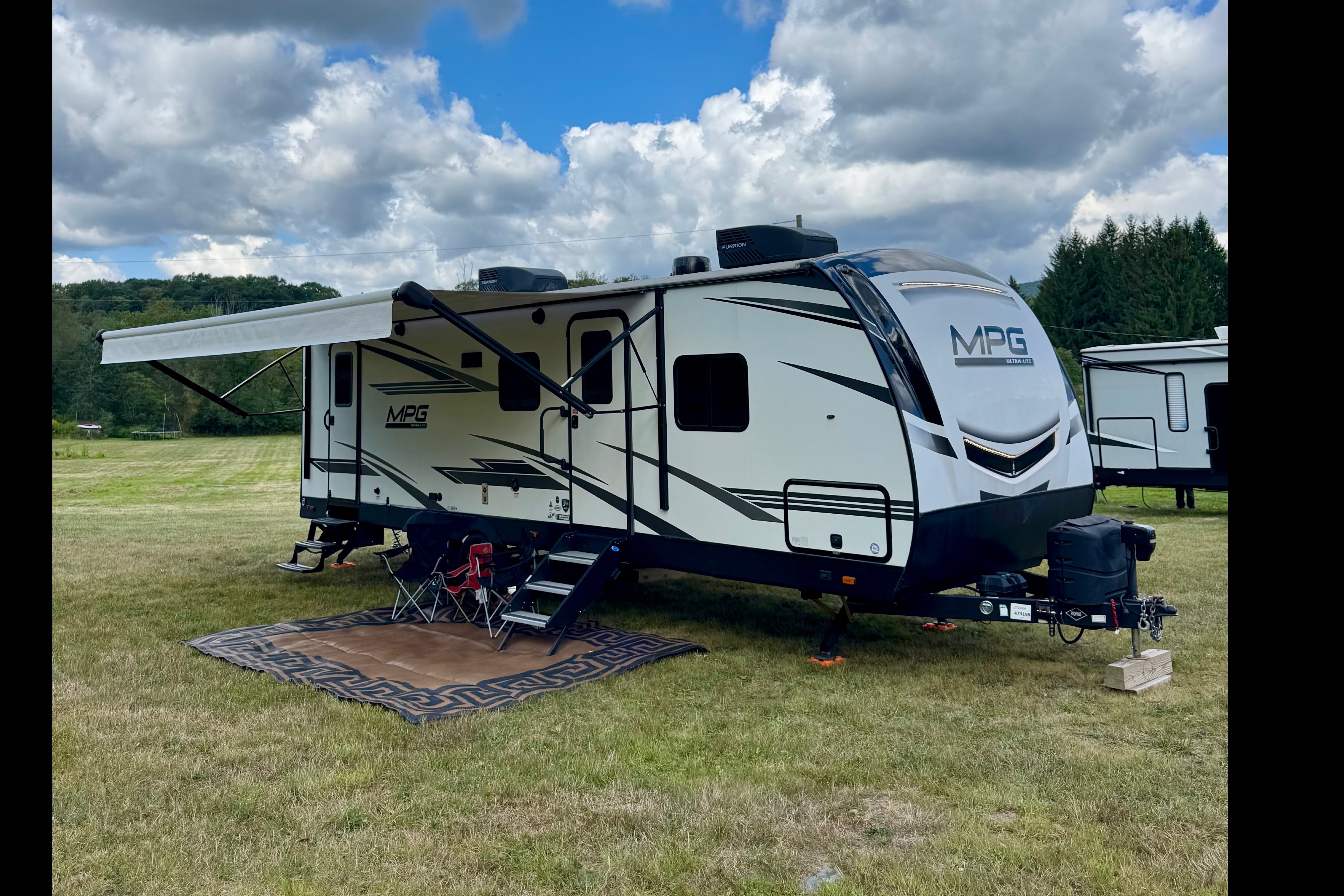 Eugene's Cruiser RV Travel Trailer